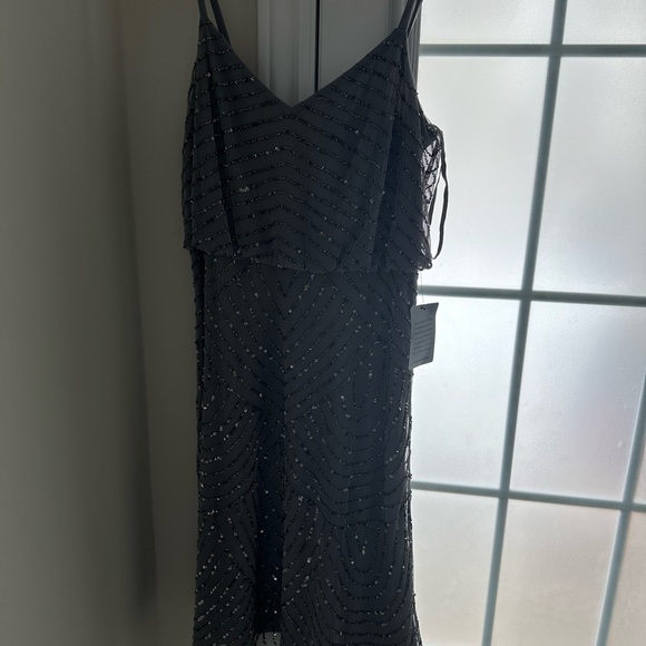 Adrianna Papell sequined scalloped dress - Picture 3 of 10